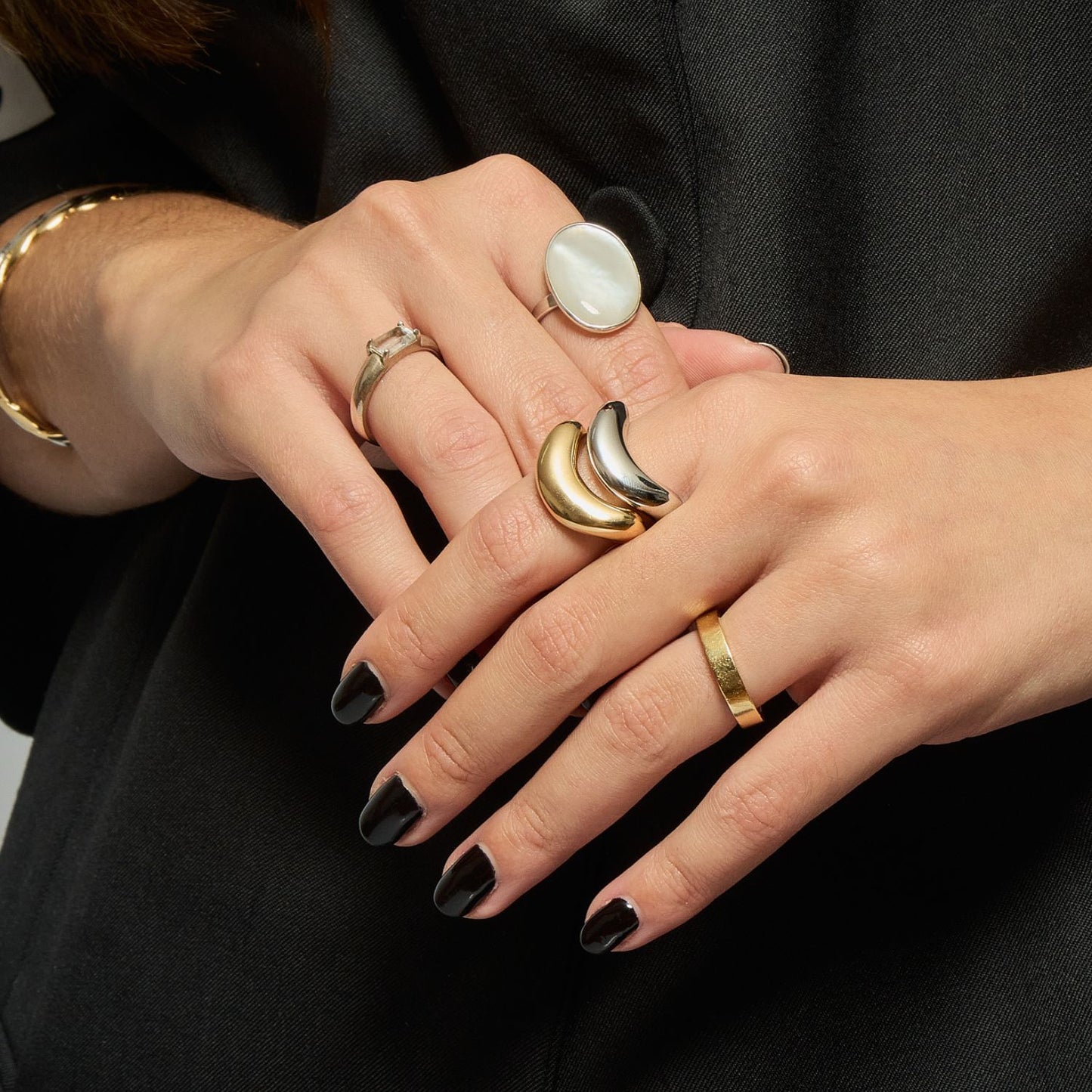 Anel bold ajustável