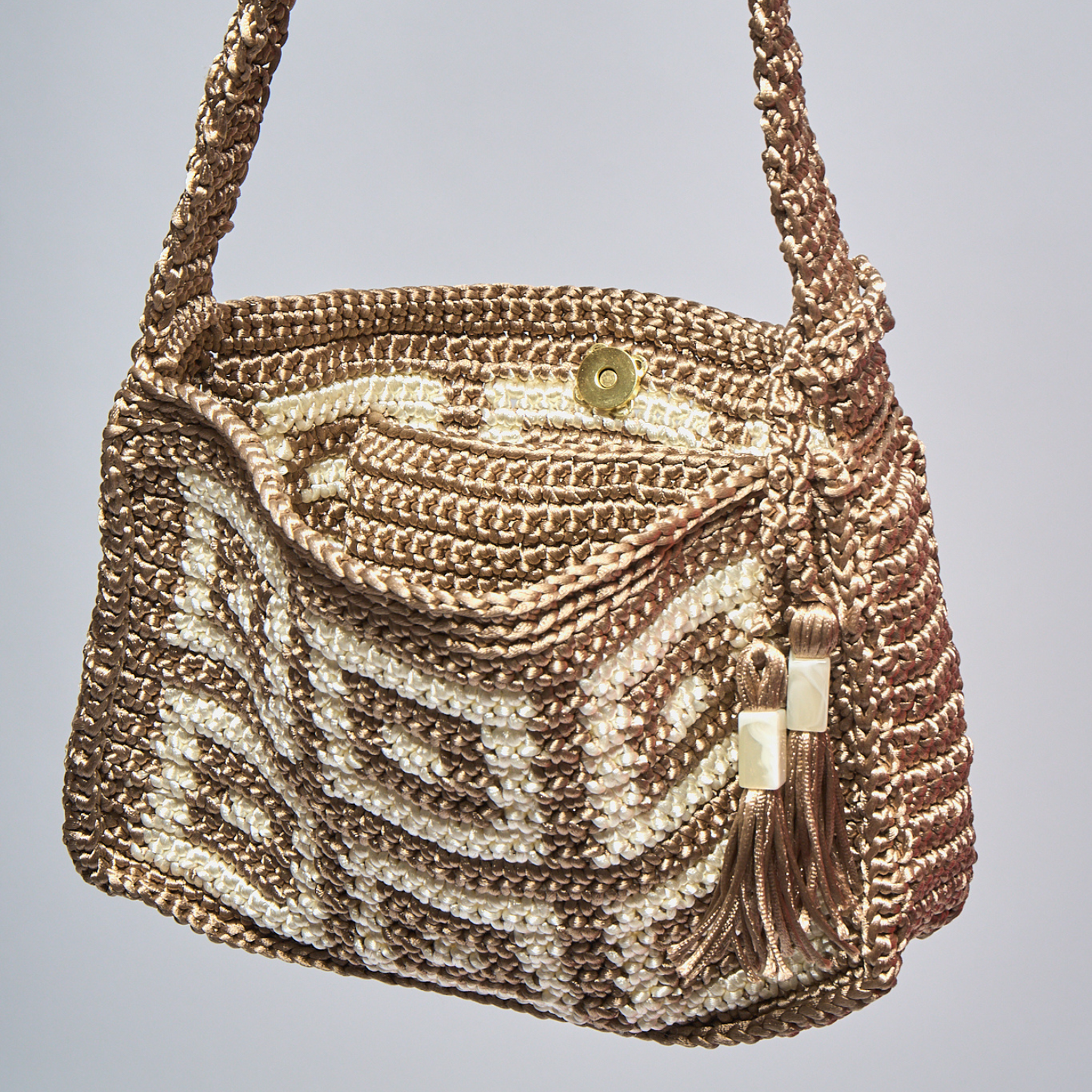 Bolsa Crochê cru e off white