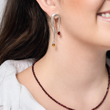 Brinco kely Prata 925 Granada e Citrino