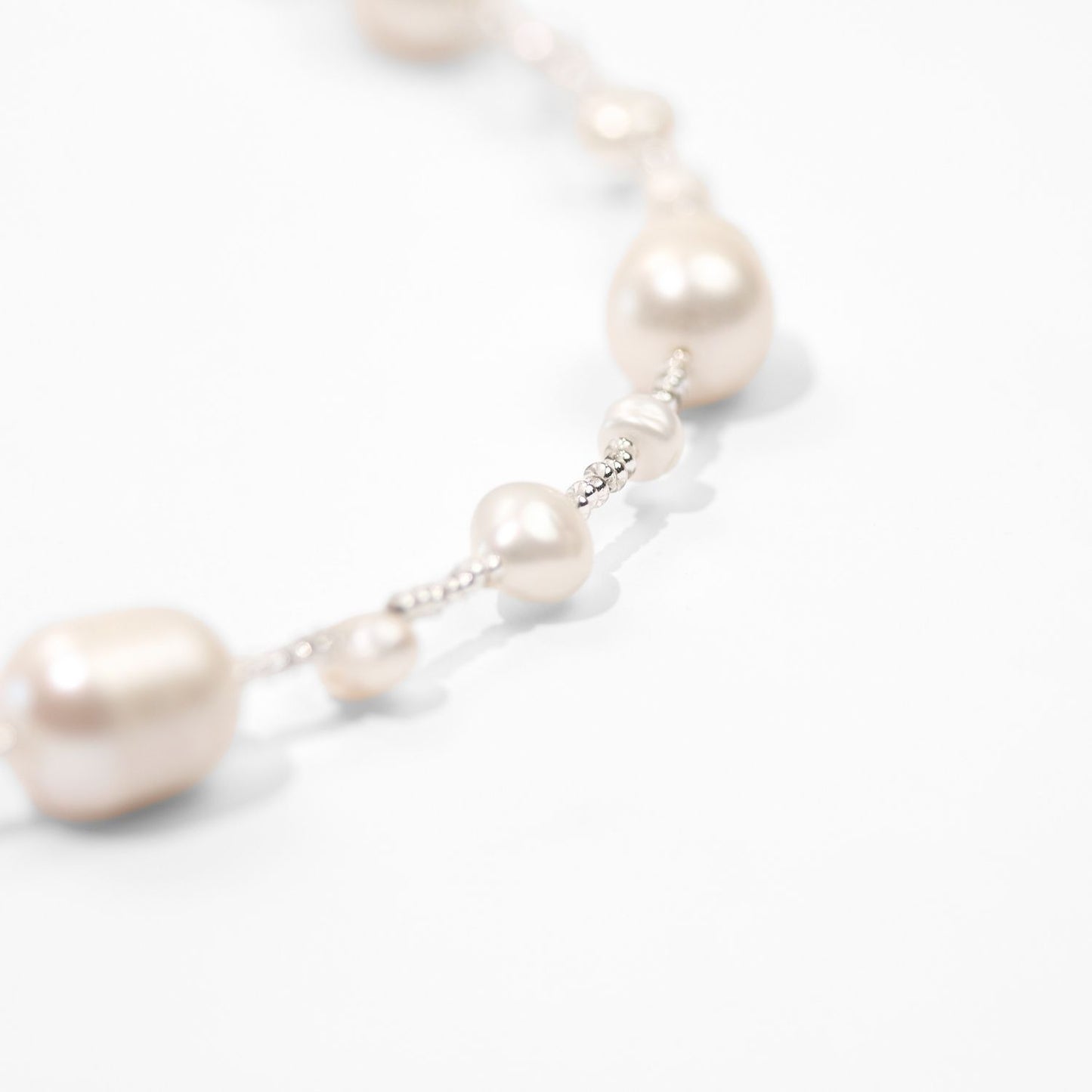 Chocker Pérola Barroca tamanhos variados Prata 925